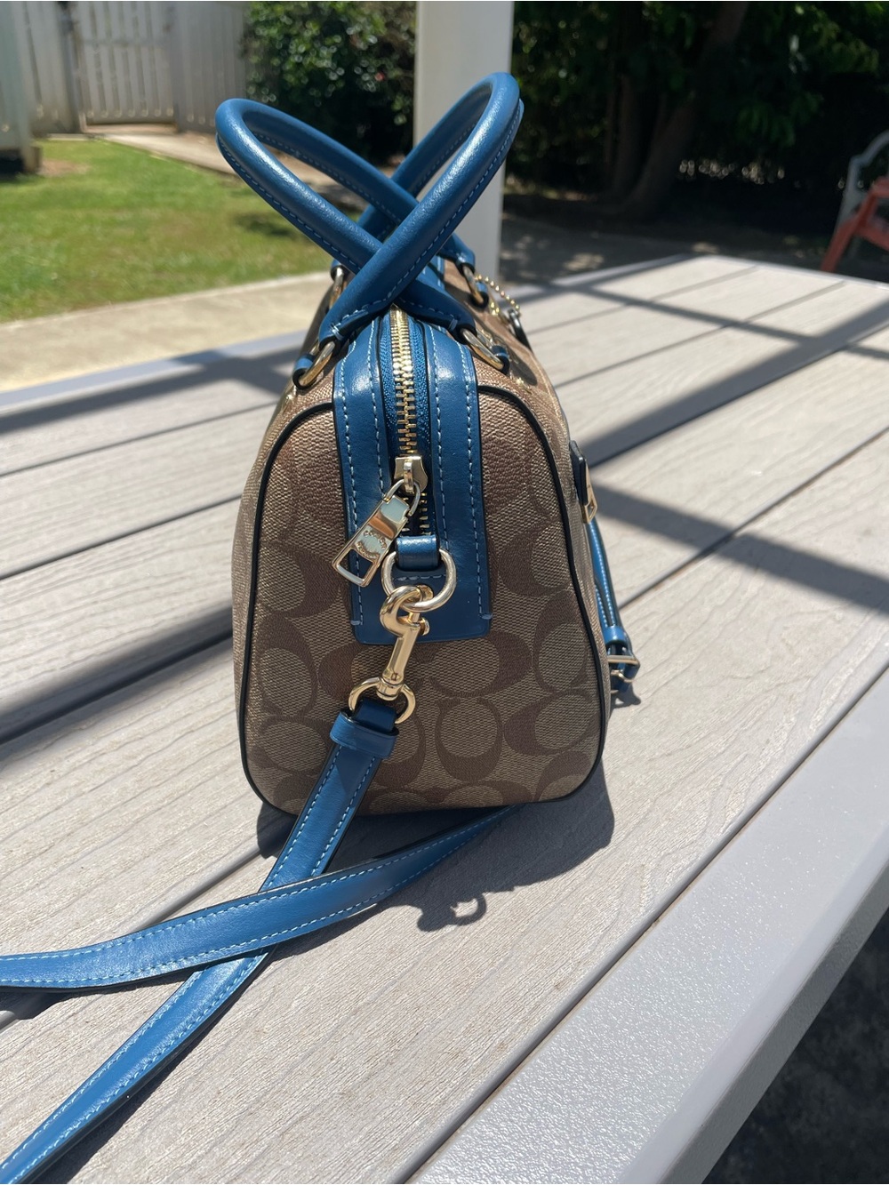 Coach Medium Signature Rowen with Blue Trim - Picture 2 of 9